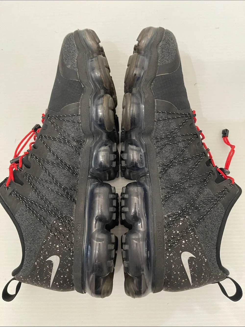 NIKE AIR VAPORMAX FLYNIT UTILITY RUNNING SNEAKERS MENS SIZE 11.5